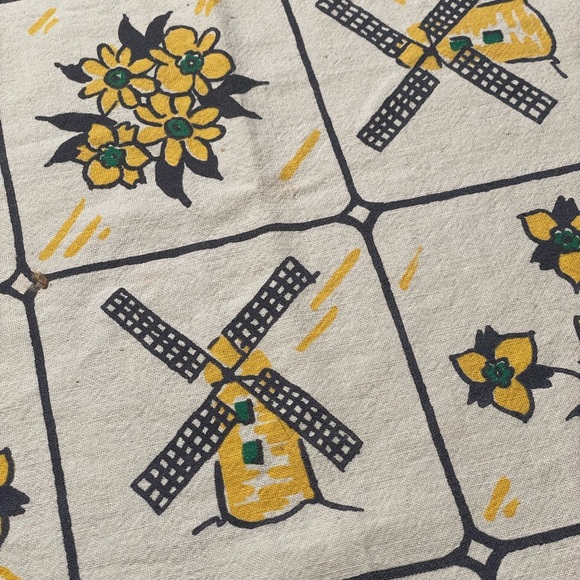 1950’s Retro Tablecloth / Floral / Watch Tower / Sail Boat Pattern Beach Look - Picture 7 of 8